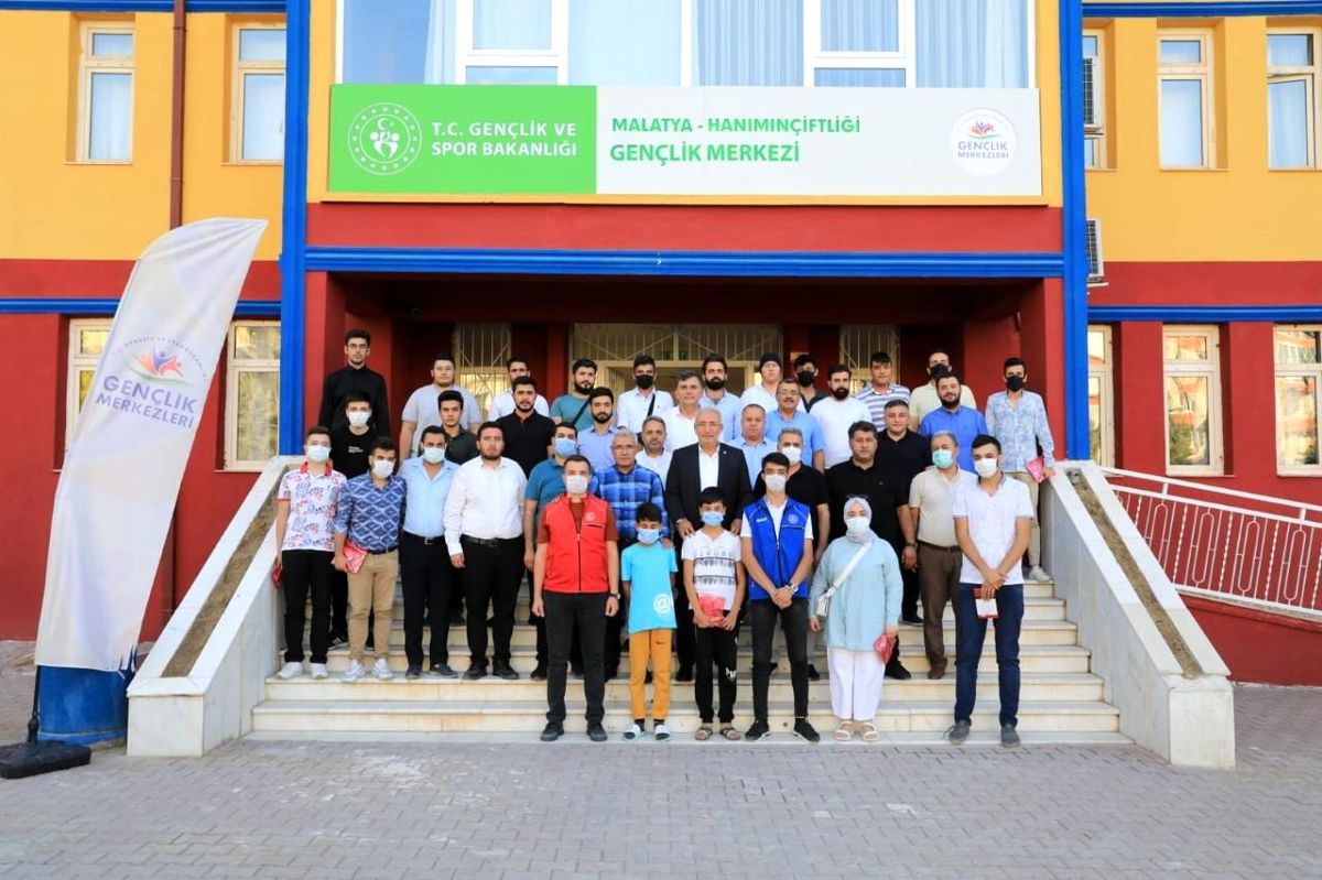Milletvekili Kahtalı ve Başkan Güder gençlerle buluştu