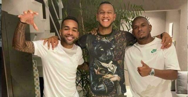 Sergen Yalçın'la görüntülü görüşen Alex Teixeira, 'Cumartesi İstanbul'dayım hocam' dedi Sergen Yalçın'la görüntülü görüşen Alex Teixeira, 'Cumartesi İstanbul'dayım hocam' dedi