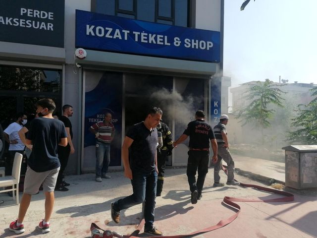 tekel bayisinin deposu alevlere teslim oldu 14309609 o