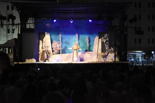 'Yunus'la Yürürken' tiyatrosu Eskişehirli izleyicilerle buluştu
