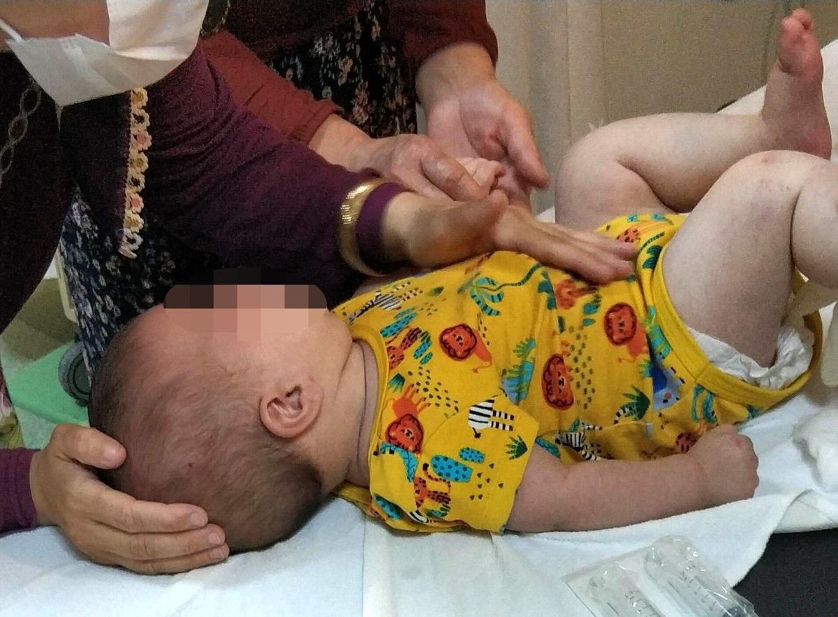 9 yaşındaki otizm hastası çocuk, 7 aylık kardeşini pencereden attı