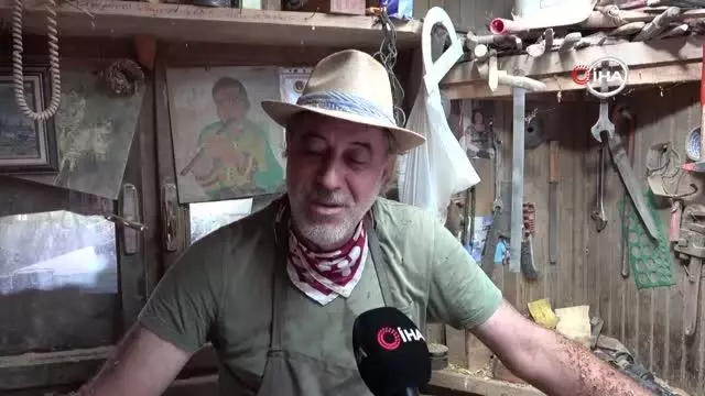 Atık ağaçlar bu ellerde sanata dönüşüyor