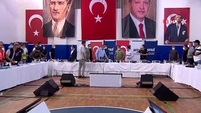 Son dakika siyaset: Bakan Çavuşoğlu: "Yangını yarın büsbütün denetim altına almayı hedefliyoruz"