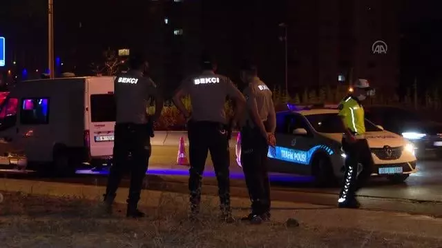 Başkentte bir araçtan sol şeritte indirilen kadın otomobilin çarpması sonucu öldü