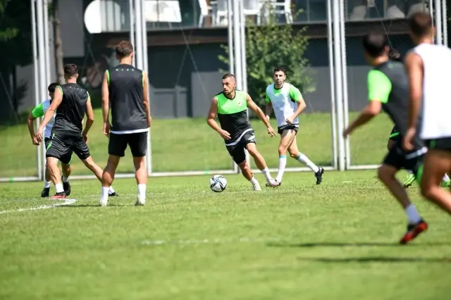 Bursaspor'da yeni dönem hazırlıkları sürüyor