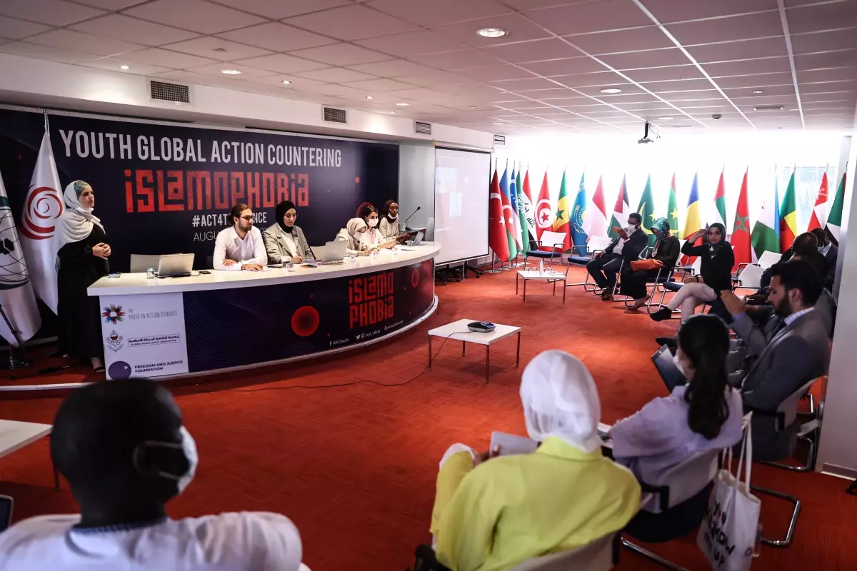 ICYF'nin sonuç bildirgesinde gençlerin İslamofobiye karşı etkin rol üstleneceği belirtildi