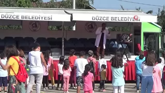 "Mahallemde şenlik var" aktifliği ile aileler aşıya davet edildi