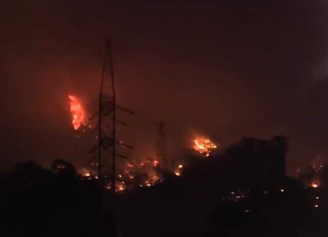 Son Dakika: Kemerköy Termik Santrali'ndeki alevler etkisini yitirdi! İlk incelemede ana ünitede hasar olmadığı tespit edildi Son Dakika: Kemerköy Termik Santrali'ndeki alevler etkisini yitirdi! İlk incelemede ana ünitede hasar olmadığı tespit edildi