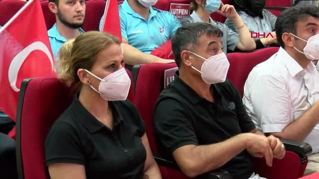 tokyo olimpiyatlari nda gumus madalya kazanan 2 14311564 o