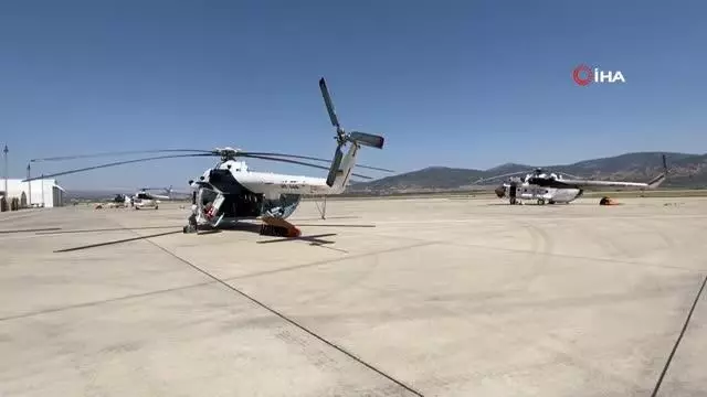Ukrayna'dan gelen 5 helikopter yangınlara gece müdahalesi için havalanacak
