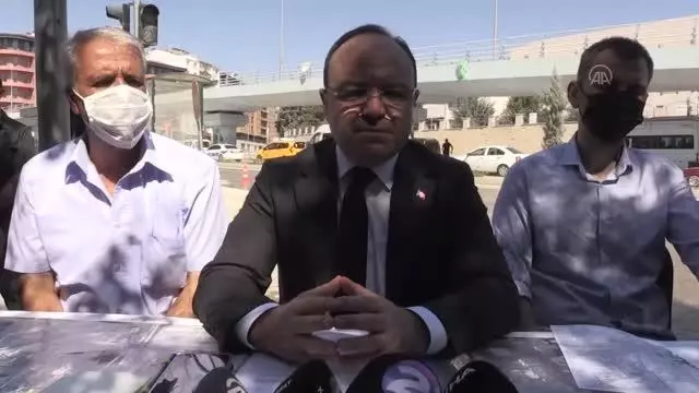 Vali Yırık, TOKİ'den konut sahibi olan depremzedelerle görüştü