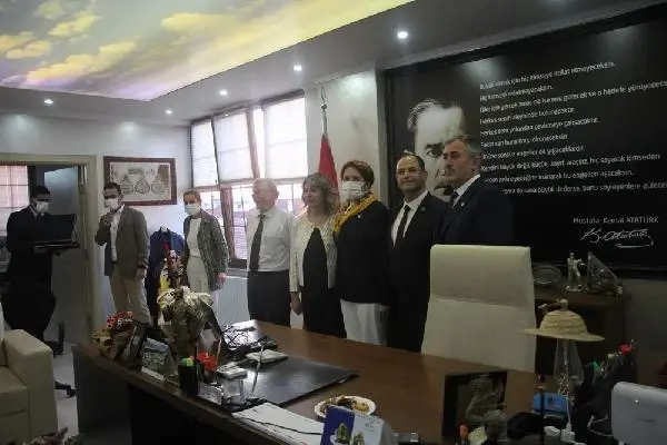 Akşener: Türkiye'deki sığınmacılara düşmanlık yapmak yanlış