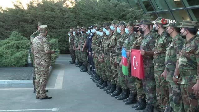 Azerbaycan'dan Türkiye'ye dayanak için gönderilen 200 kişilik grup yola çıktı