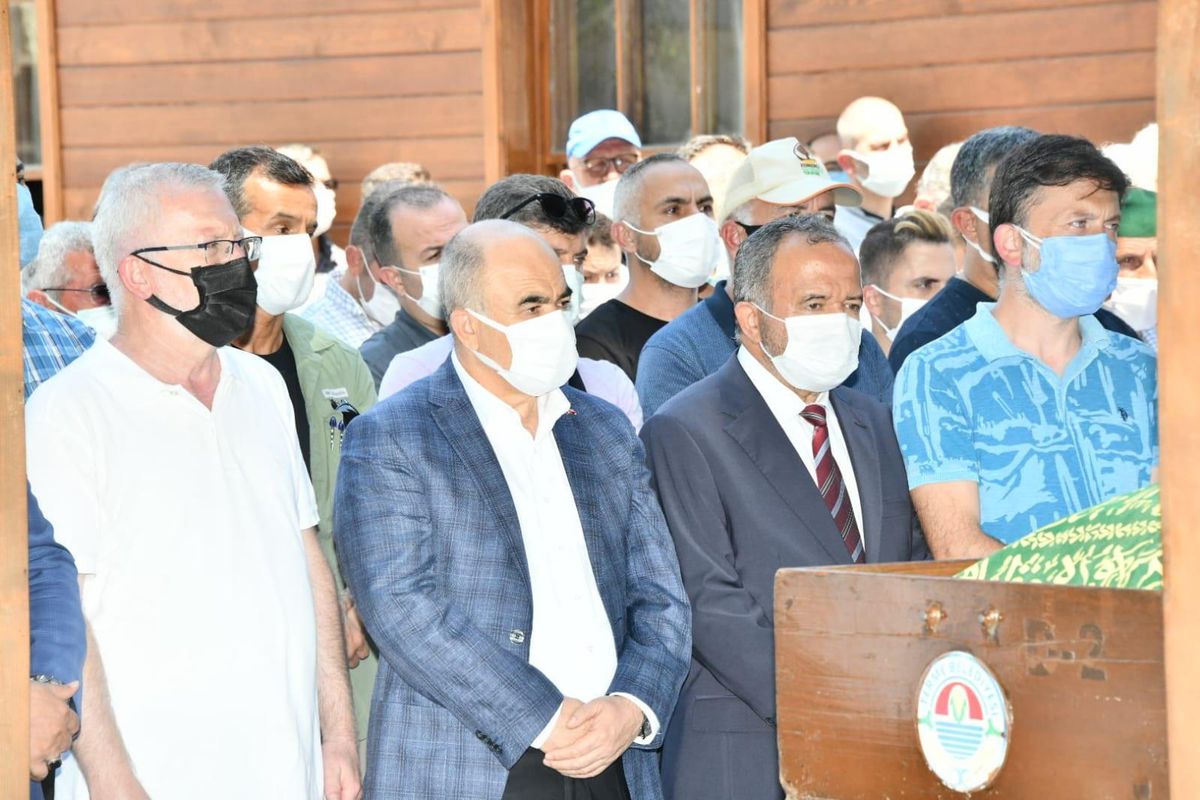 Bolu Abant İzzet Baysal Üniversitesi Rektörü Prof. Dr. Mustafa Alişarlı'nın acı günü