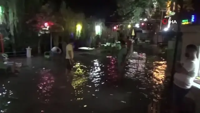 Son dakika haberi! Fırat'ta su seviyesi yükseldi, çay bahçelerini su bastı