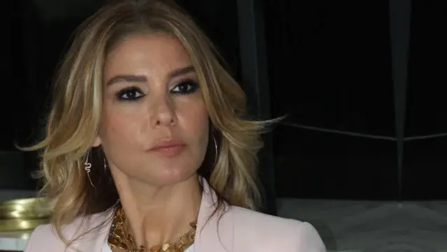 Gülben Ergen, 'Help Turkey' paylaşımları için soruşturma başlatılmasına tepki gösterdi Gülben Ergen, 'Help Turkey' paylaşımları için soruşturma başlatılmasına tepki gösterdi