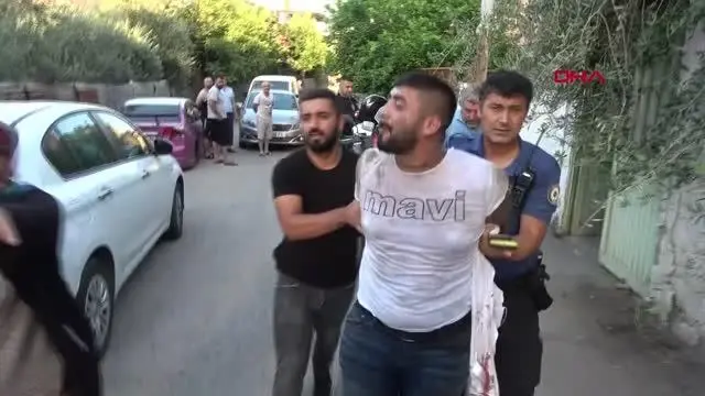 Son dakika... HASTANE OTOPARKINDA SİLAHLI TAARRUZA UĞRAYAN BABA İLE OĞLU YARALANDI