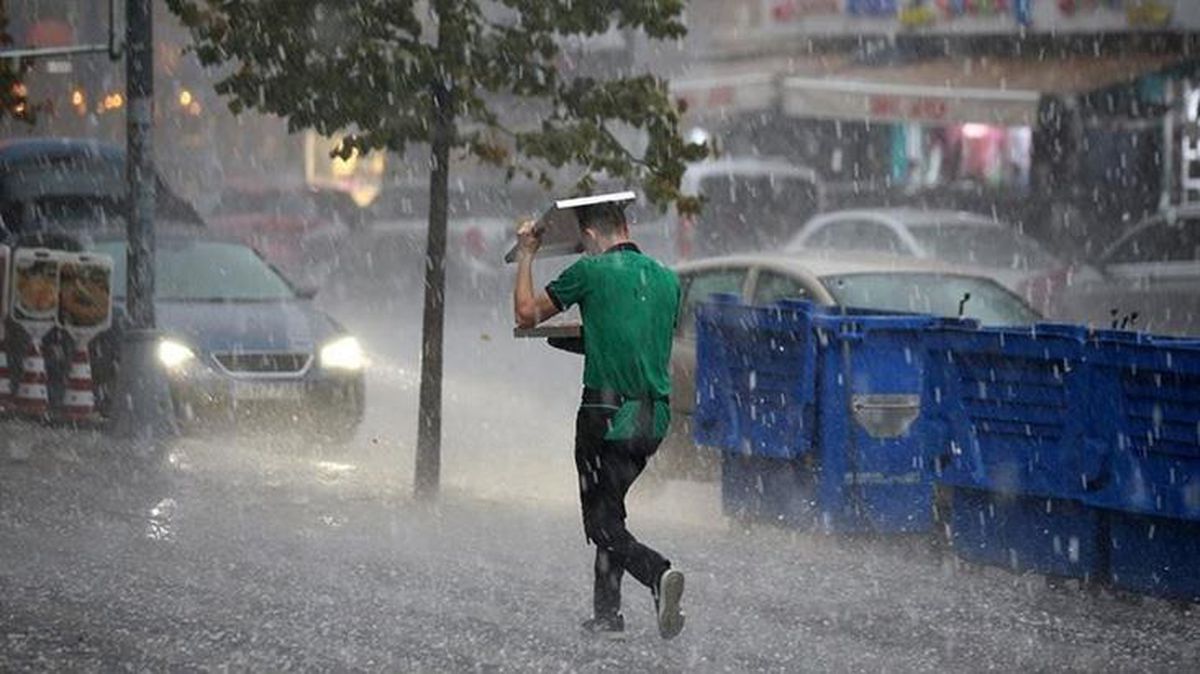 Meteoroloji'den altı bölge için sağanak uyarısı! İçlerinde yangın bölgeleri de var