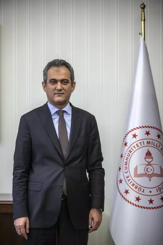 Milli Eğitim Bakanlığına Mahmut Özer atandı