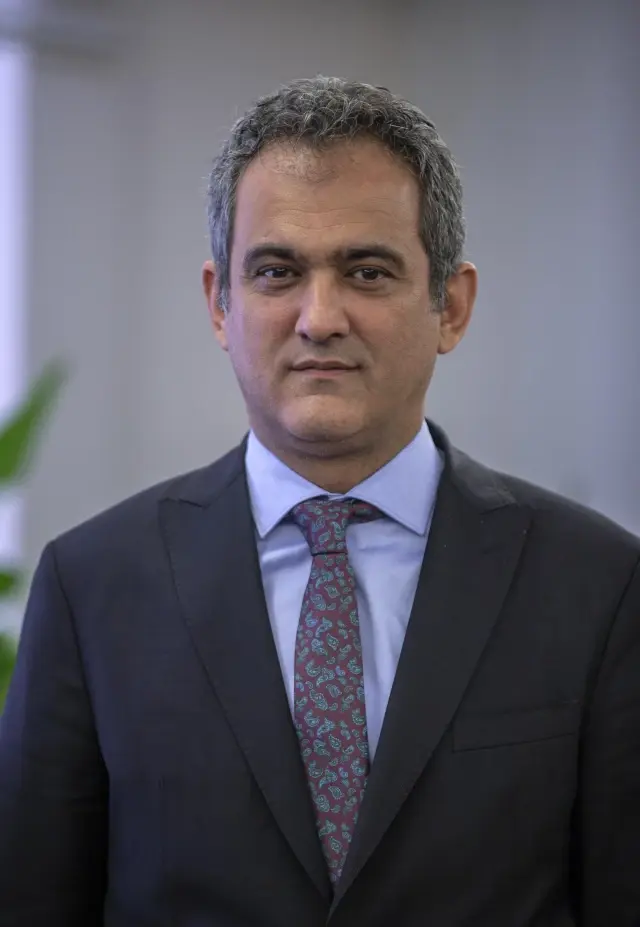 Milli Eğitim Bakanlığına Mahmut Özer atandı