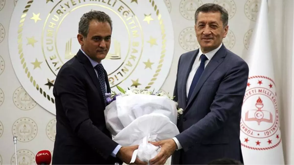 Son Dakika: Milli Eğitim Bakanlığı görevini Ziya Selçuk'tan devralan Mahmut Özer'den ilk sözler: Eylülde okulları açmak için ne gerekiyorsa yapacağız