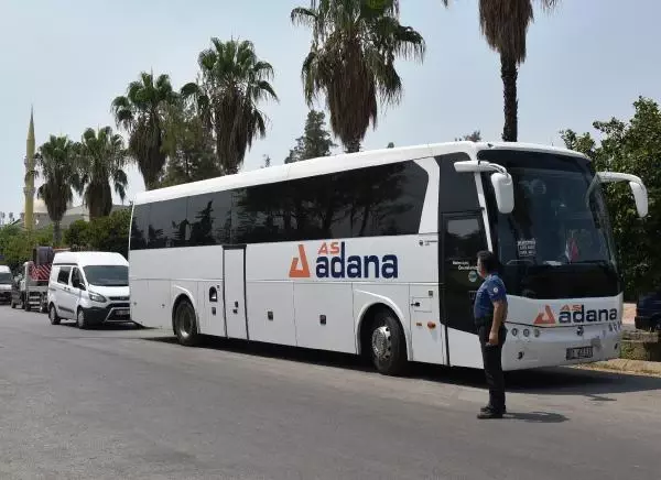 Yolcu otobüsü sürücüsü, dinlenmek için girdiği bagajda meyyit bulundu