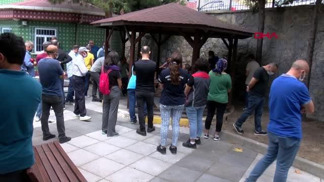 ambulansta kizinin son yolculugunu aglayarak 2 14316120 o