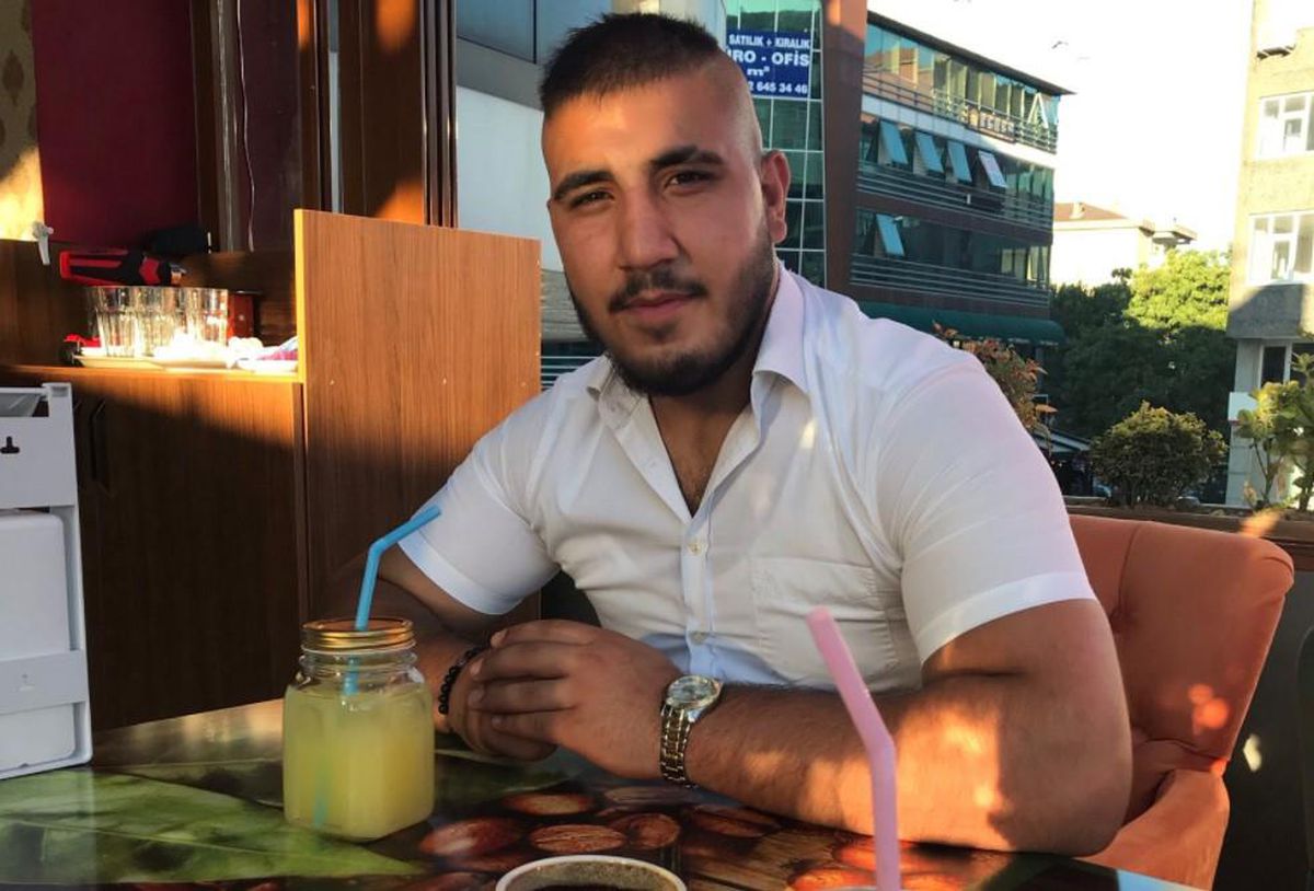 Askerden izne gelen genç, 5'inci kattan atlayarak yaşamına son verdi