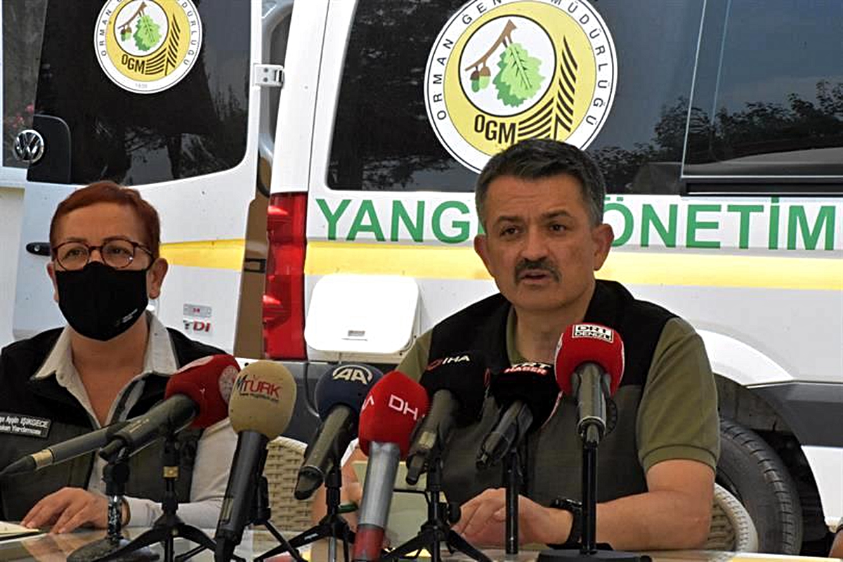 BAKAN PAKDEMİRLİ: 47 İLDE ÇIKAN 223 ORMAN YANGINININ 217'Sİ KONTROL ALTINDA - Vimarsana News