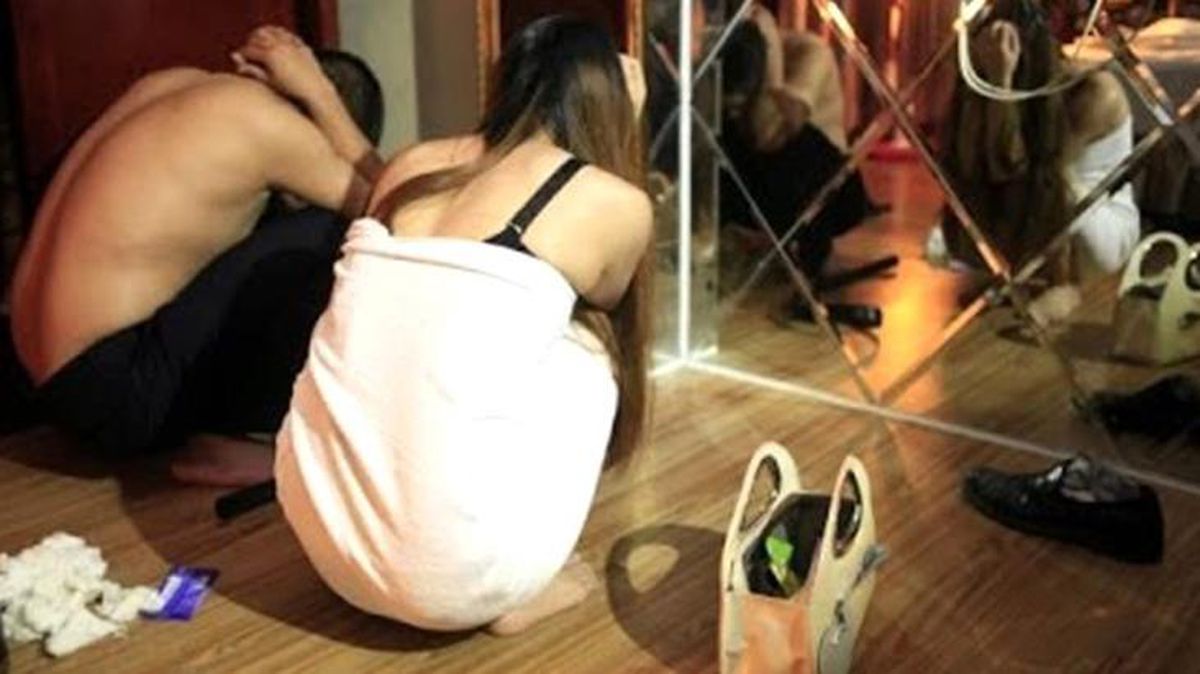 Balkon camı ölçüsü alma bahanesiyle evine gittiği sevgilisinin kocasına yakalandı! Yasak aşk üçgenine Yargıtay'dan emsal karar