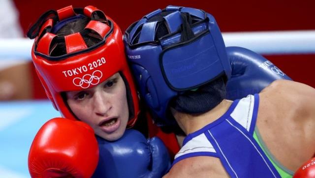 Buse Naz Çakıroğlu, Tokyo Olimpiyatları'nda gümüş madalya kazandı