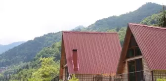 Uzungöl: DOĞA TATİLİ YAPMAK İSTEYENLERİN ADRESİ KARADENİZ OLDU; KONAKLAMA TESİSLERİ DOLDU Uzungöl: DOĞA TATİLİ YAPMAK İSTEYENLERİN ADRESİ KARADENİZ OLDU; KONAKLAMA TESİSLERİ DOLDU