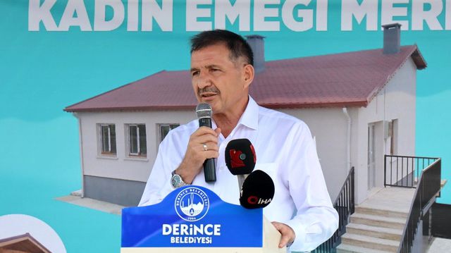 yillarca atil olan okul kadinlarin fabrikasi 6 14316271 o