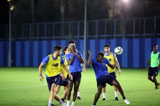 Adana Demirspor'da Fenerbahçe maçı hazırlıkları başladı