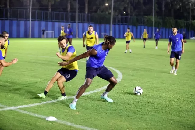 Adana Demirspor'da Fenerbahçe maçı hazırlıkları başladı