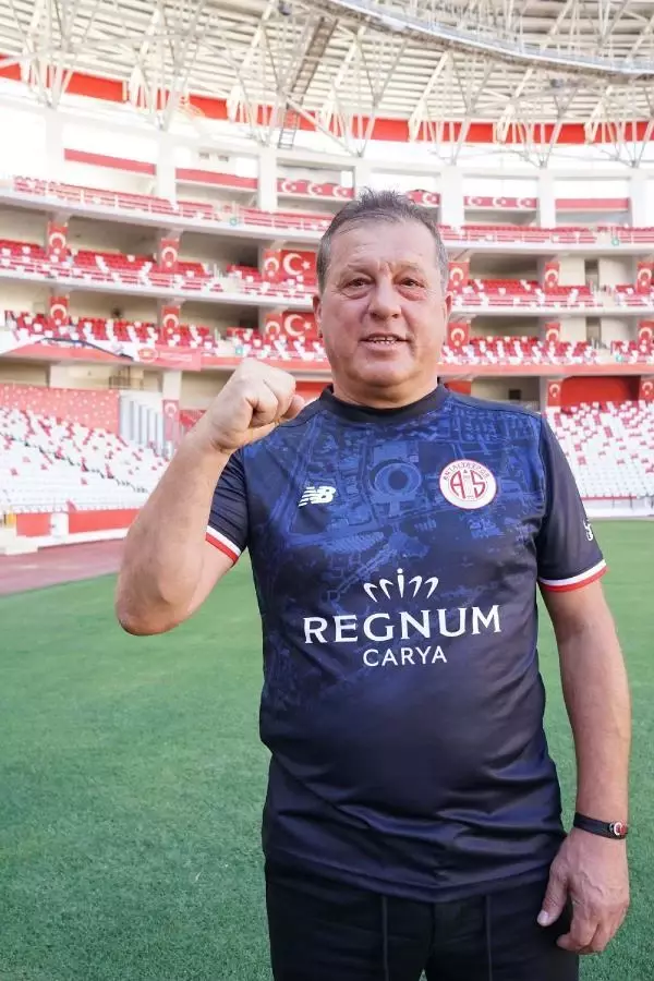SPOR Antalyaspor'da yeni sezon formaları tanıtıldı