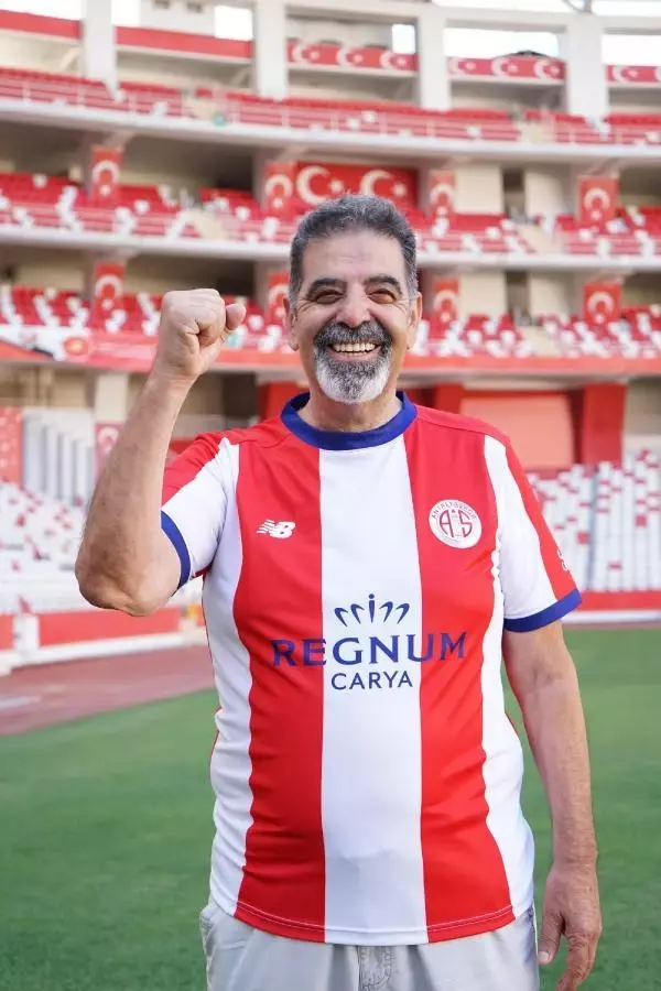 SPOR Antalyaspor'da yeni sezon formaları tanıtıldı