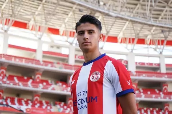 SPOR Antalyaspor'da yeni sezon formaları tanıtıldı
