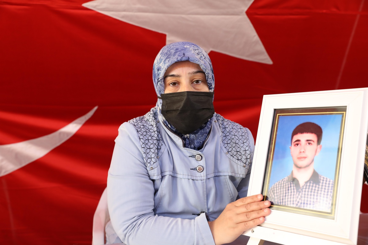Diyarbakır anneleri evlatlarına kavuşmak istiyor - Vimarsana News