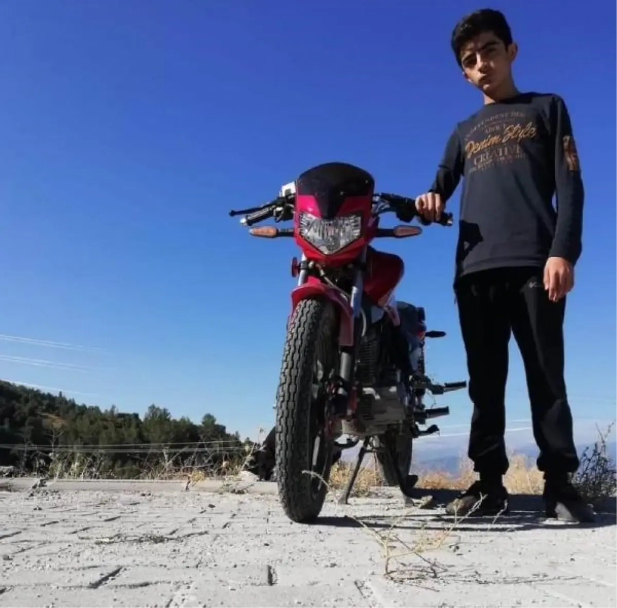 Ehliyetsiz ve kasksız motosikletli, kazada öldü