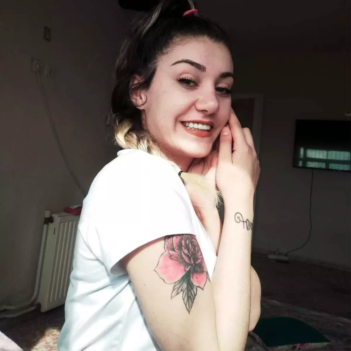 Genç kadın, başından vurulmuş halde bulundu