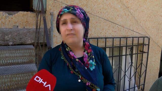 Mahallelinin elinden zor aldılar! 9 yaşındaki kız çocuğunu taciz edip, arkasından apartmana girdi Mahallelinin elinden zor aldılar! 9 yaşındaki kız çocuğunu taciz edip, arkasından apartmana girdi