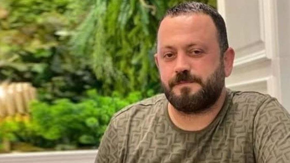 Evinin bulunduğu siteye girerken pusuya düşen talihsiz adam, çapraz ateş arasında can verdi