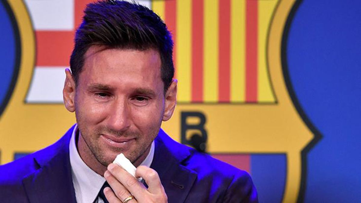 Messi'yi hiç böyle görmediniz! 13 yaşında girdiği Barcelona'dan ayrılırken hıçkıra hıçkıra ağladı