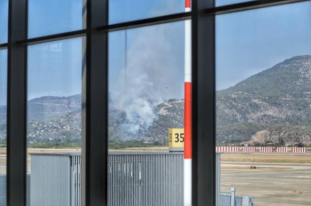 Son Dakika: Muğla'nın Dalaman ilçesinde havalimanına 500 metre mesafedeki ormanlık alanda yangın çıktı