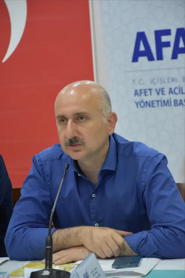 Ulaştırma ve Altyapı Bakanı Karaismailoğlu, Marmaris'te yangınlarla ilgili değerlendirmede bulundu Açıklaması