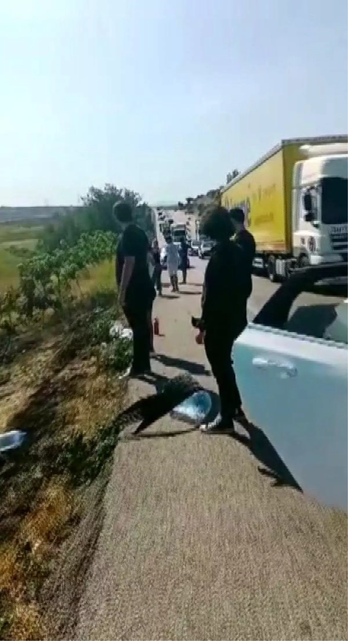 Son dakika haberleri | Yangını gören aracını durdurup müdahale etti