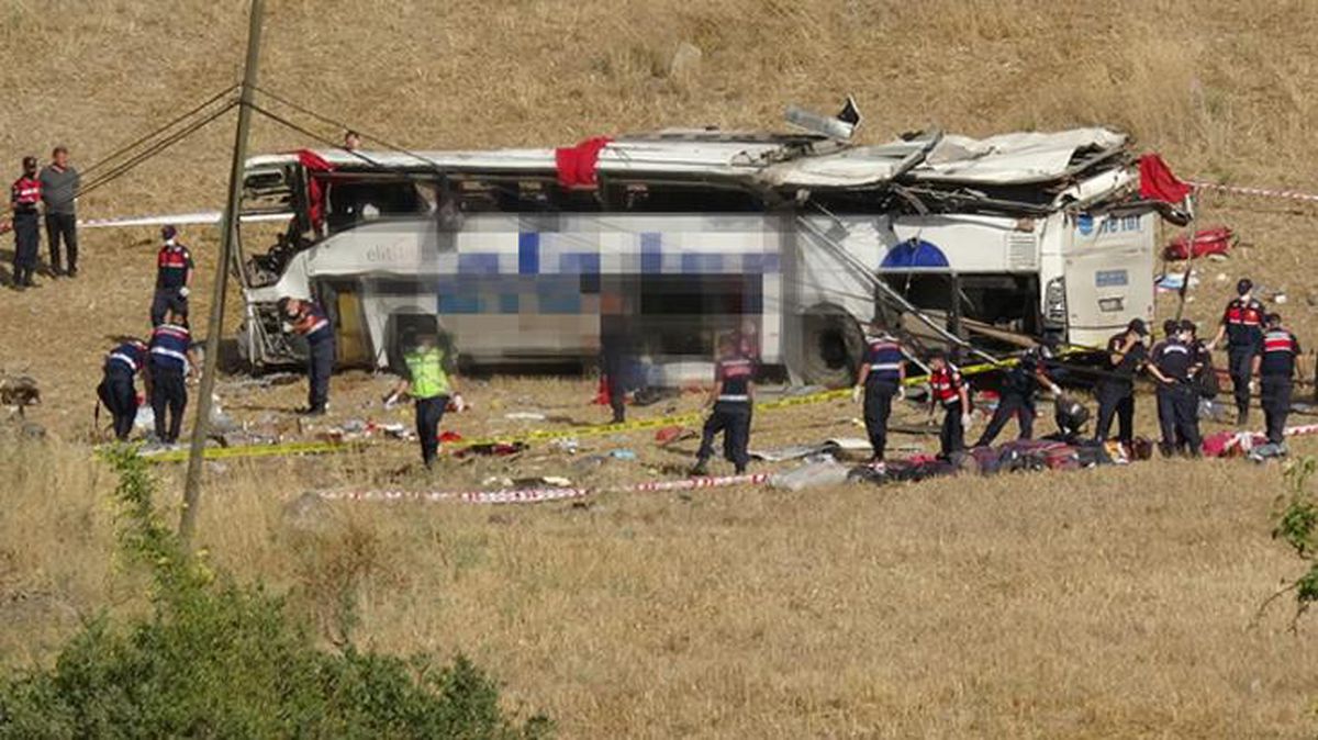Son bir haftada 21 kişinin öldüğü otobüs kazalarının ardından uzmanlar mutlaka atılması gereken 4 adımı paylaştı