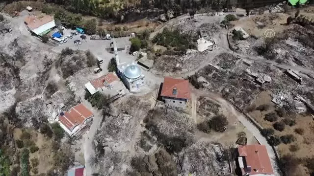 Son dakika haber: Akseki'deki yangından etkilenenlerin anlattıkları alevlerin büyüklüğünü ortaya koyuyor