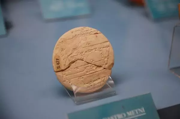 Arkeoloji Müzesi'nde geometri tarihini değiştirecek tablet